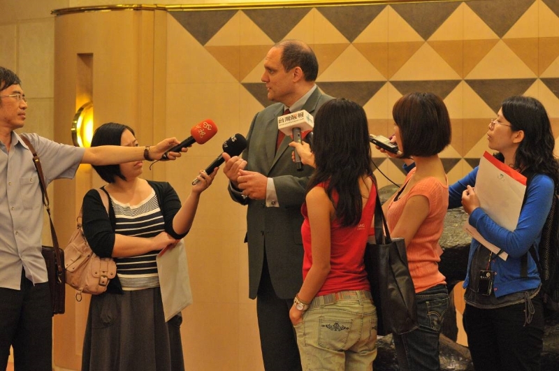 新舞臺新舞風2008-保羅‧泰勒舞團｜財團法人中國信託商業銀行文教基金會｜國藝會補助成果檔案庫